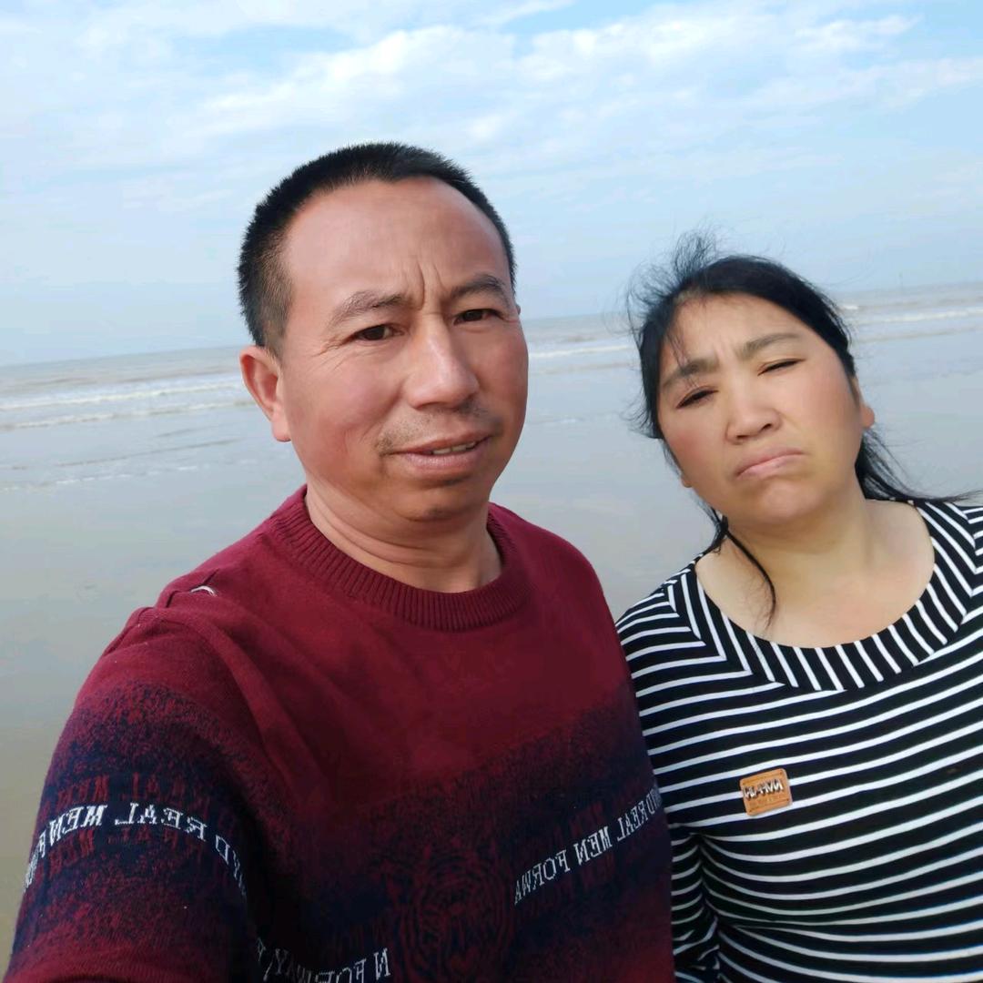 洪哥俩夫妻