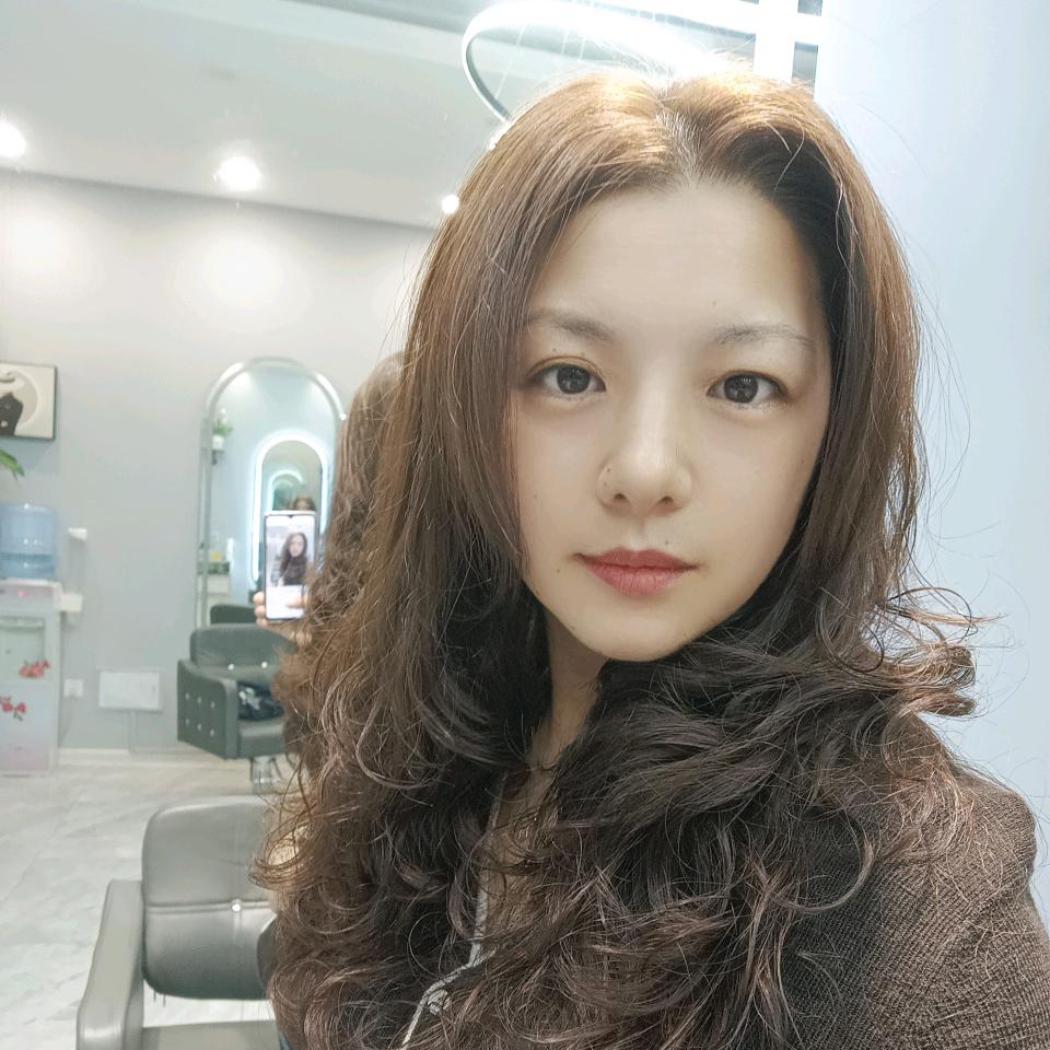 阳光明媚