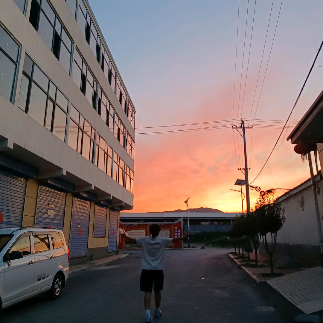 开心𝙆𝙞𝙩𝙩𝙮猫