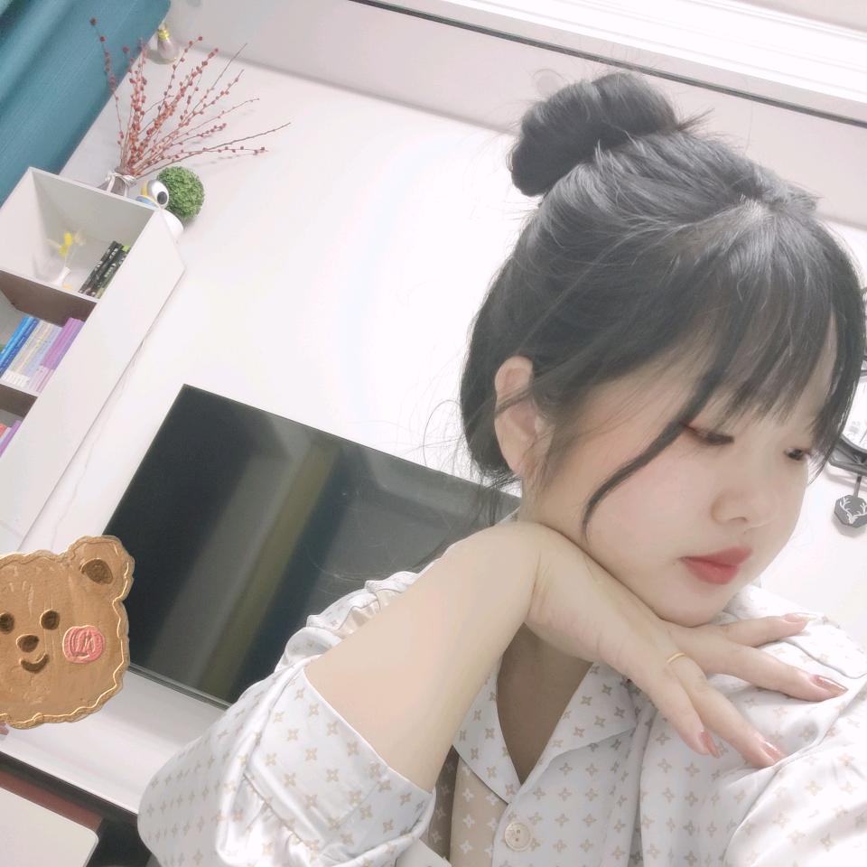 正人君子的美女