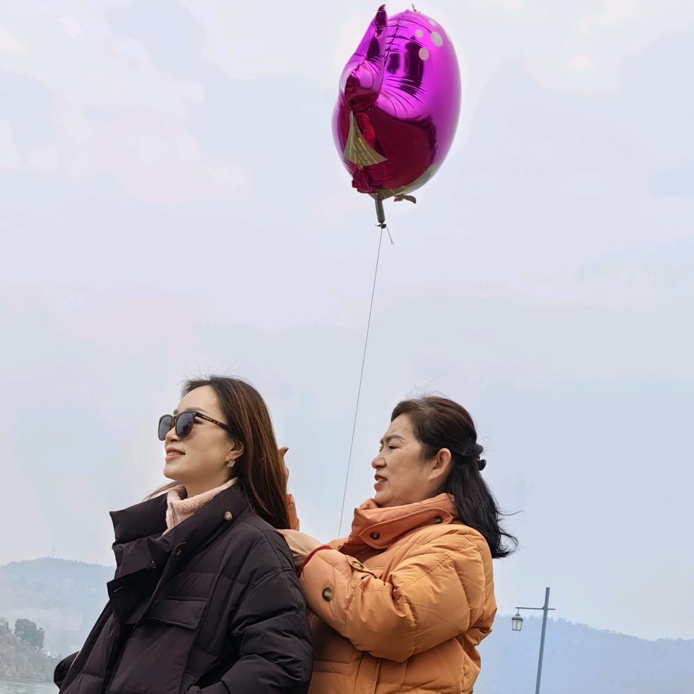 卖抄手的龚孃孃