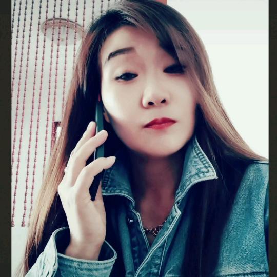 牵手瞬间