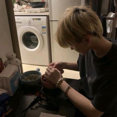 中逸越剧团-小钱同学💰