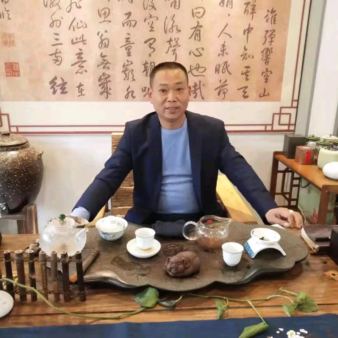 翟大伟果业