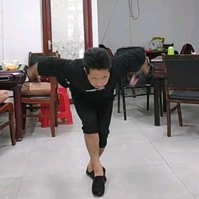 醴陵伢子，坦哥
