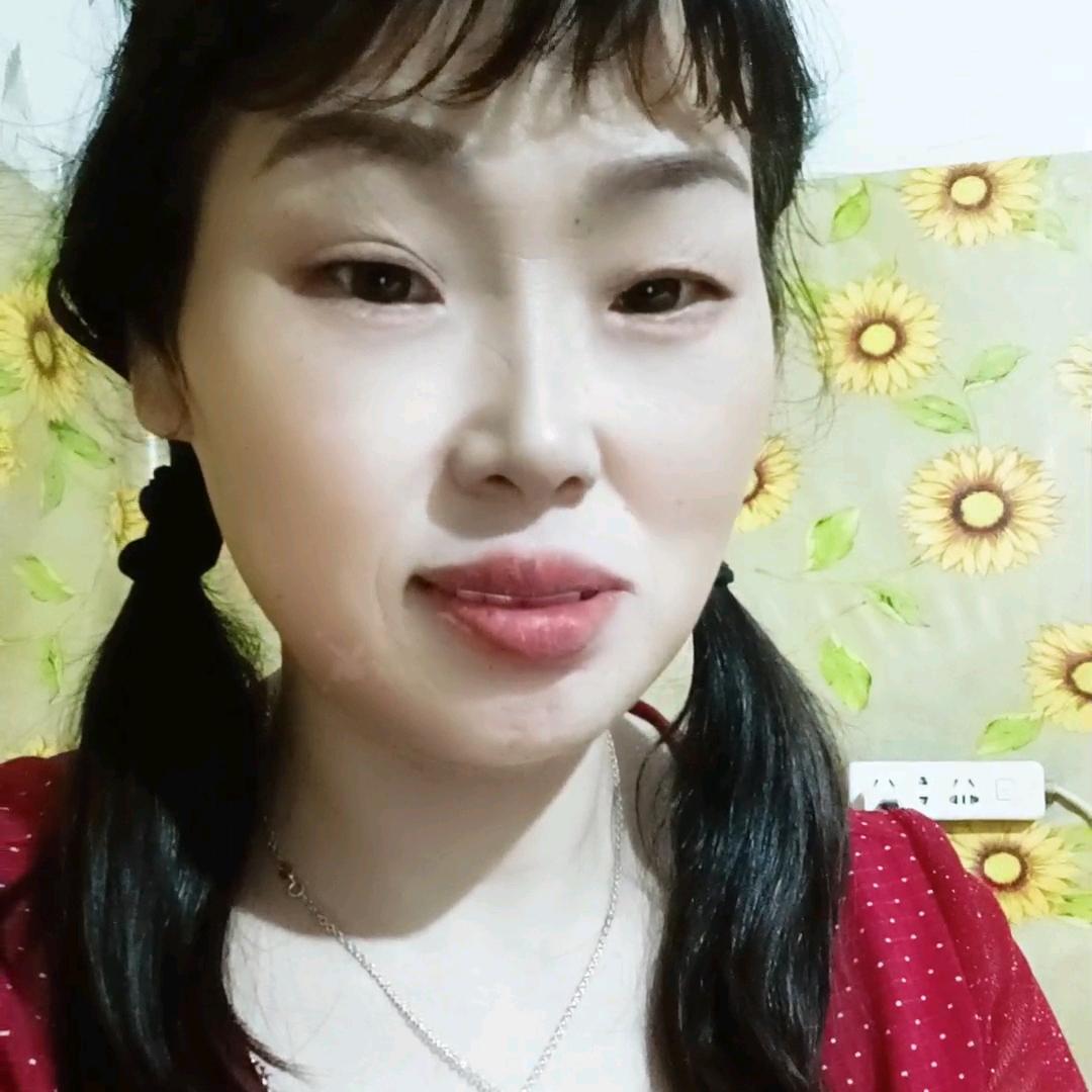 莲莲