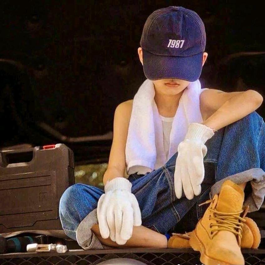 一个扬了二正的老板
