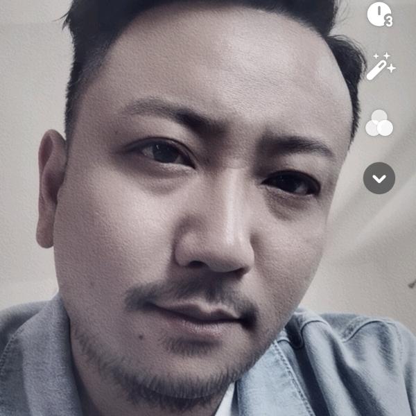 Mr 周