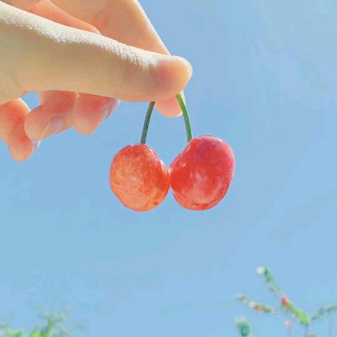 低调