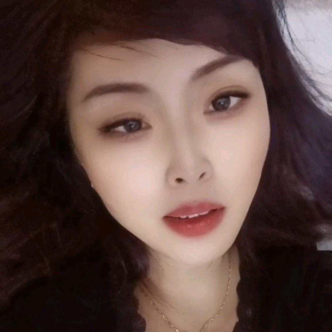 做个幸福飞翔的燕子
