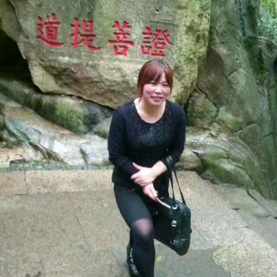 司寨好孩子童装童车