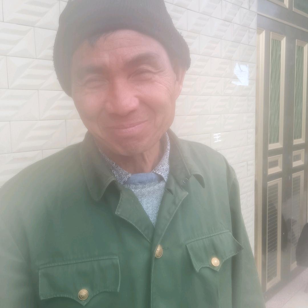 黄治国