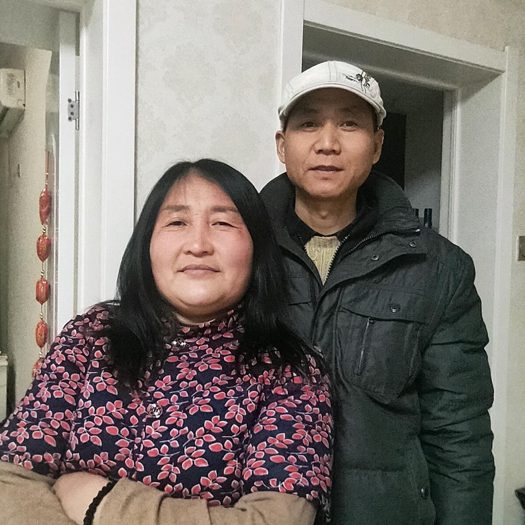 土山农贸市场内干洗缝纫烟酒店