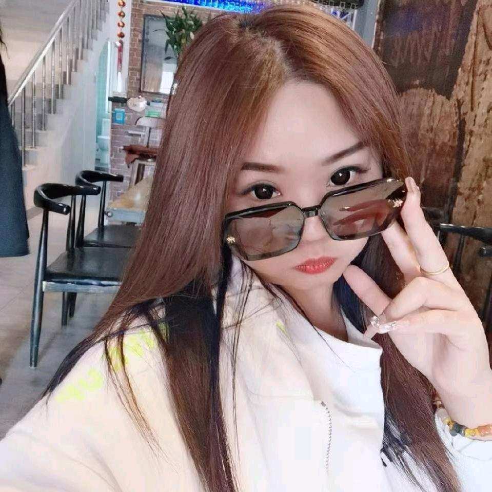 ᥫᩣ໌້ᮨ_沐小沐💋（请勿连赞）