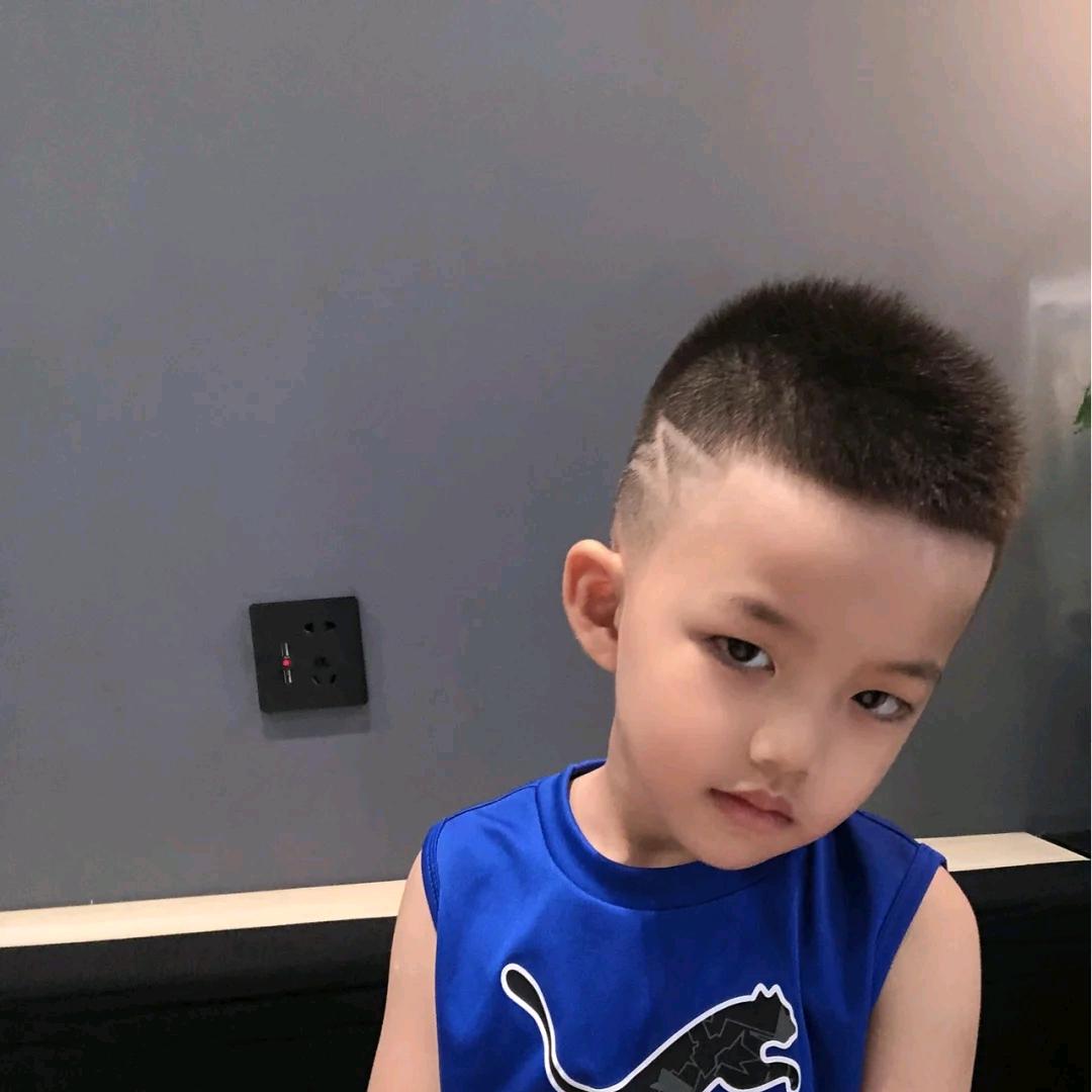 小老六