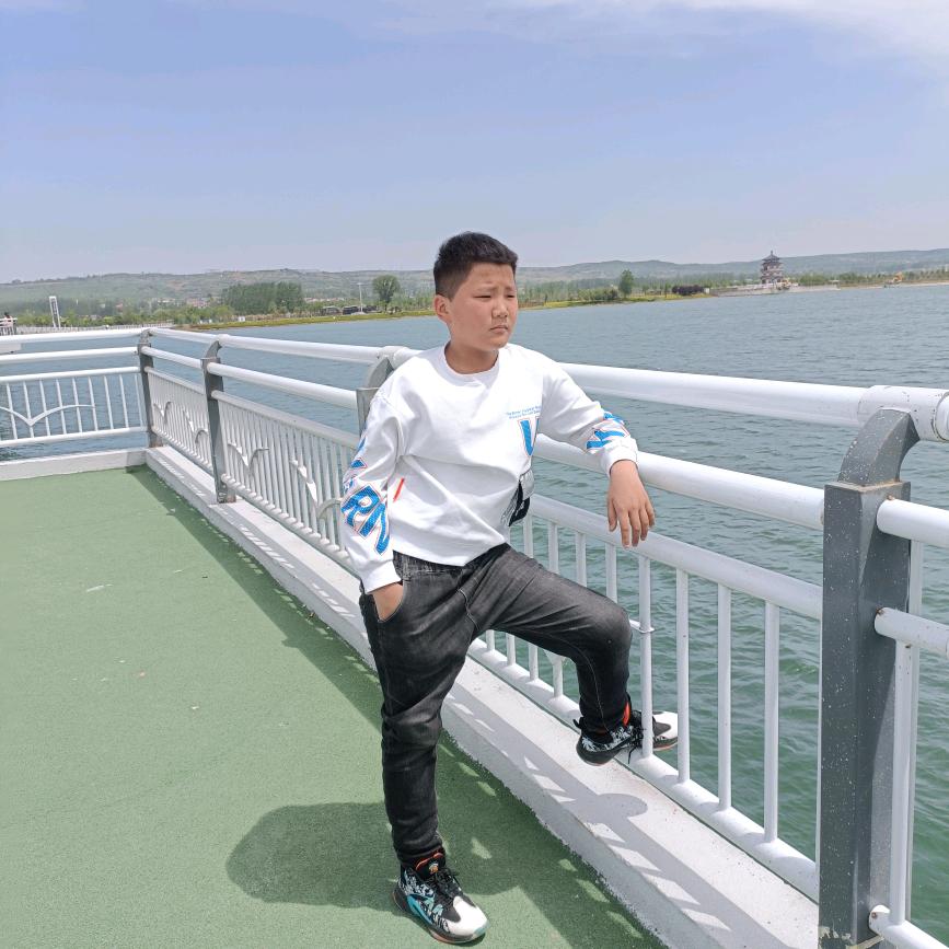 心雨哥（8013）承蒙厚爱