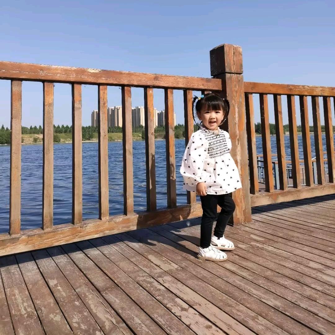 😜晴晴~小可爱