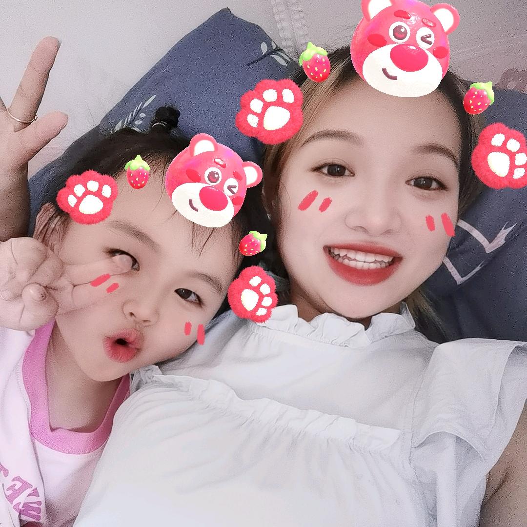 家有玥玥和嘟嘟👯‍♀️