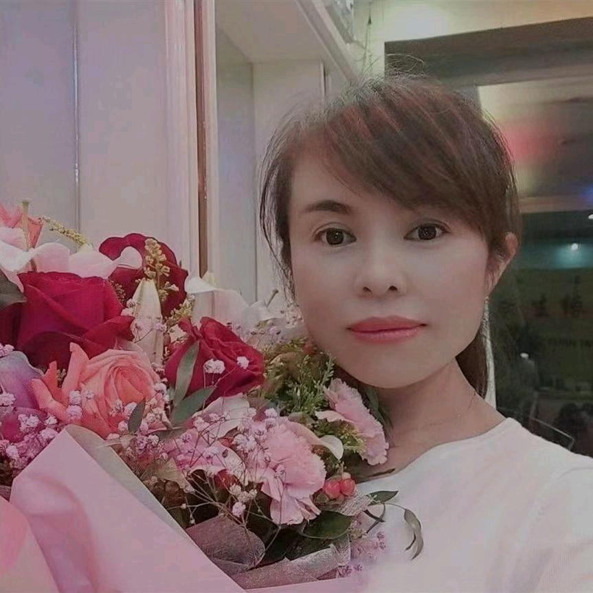 望江县长岭镇派楠数码摄影店