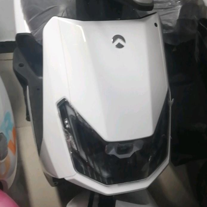 军伟车行