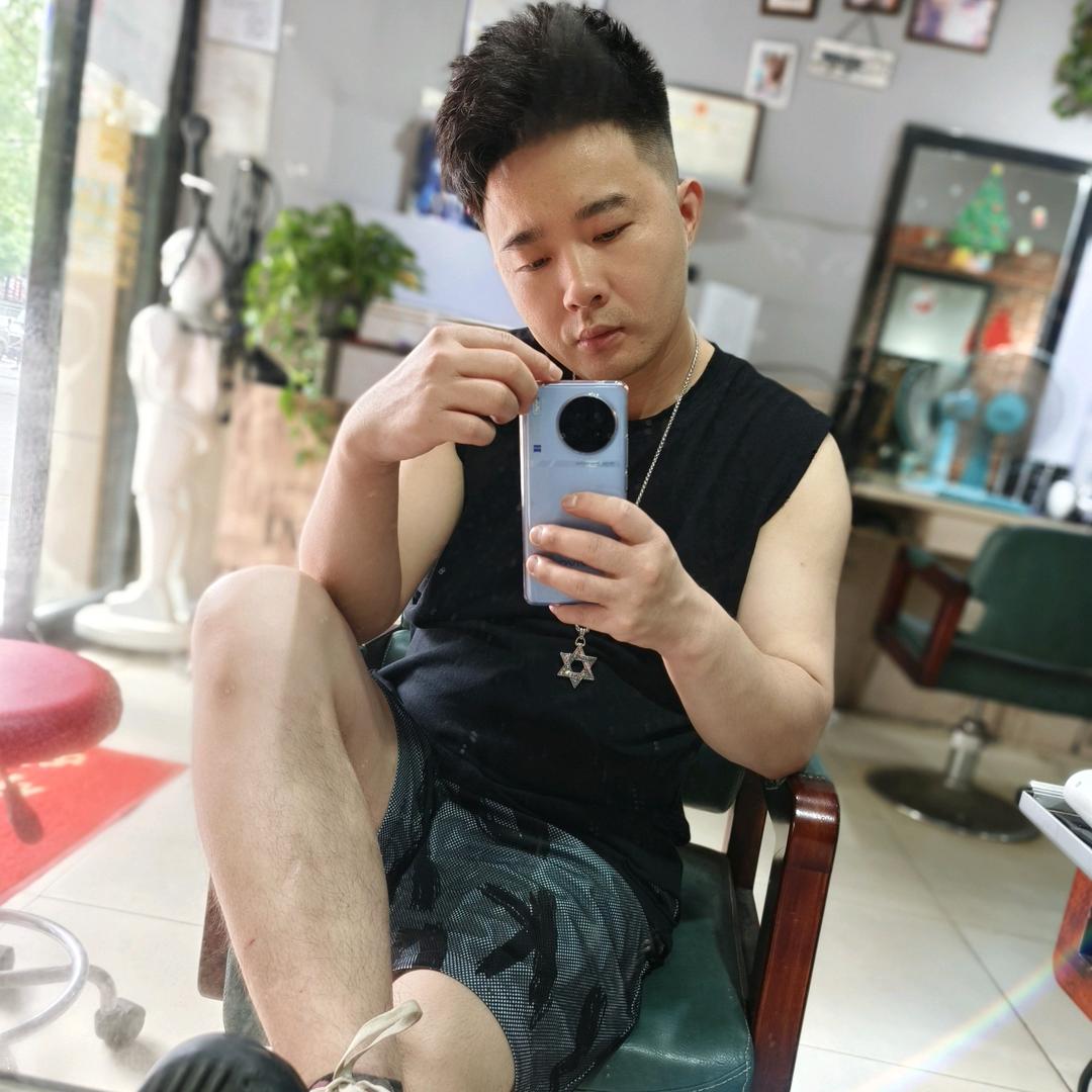 皇城美发（米哥）