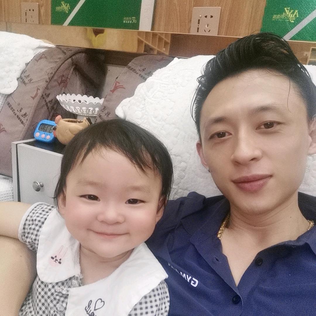 秦秦@€恳恳@