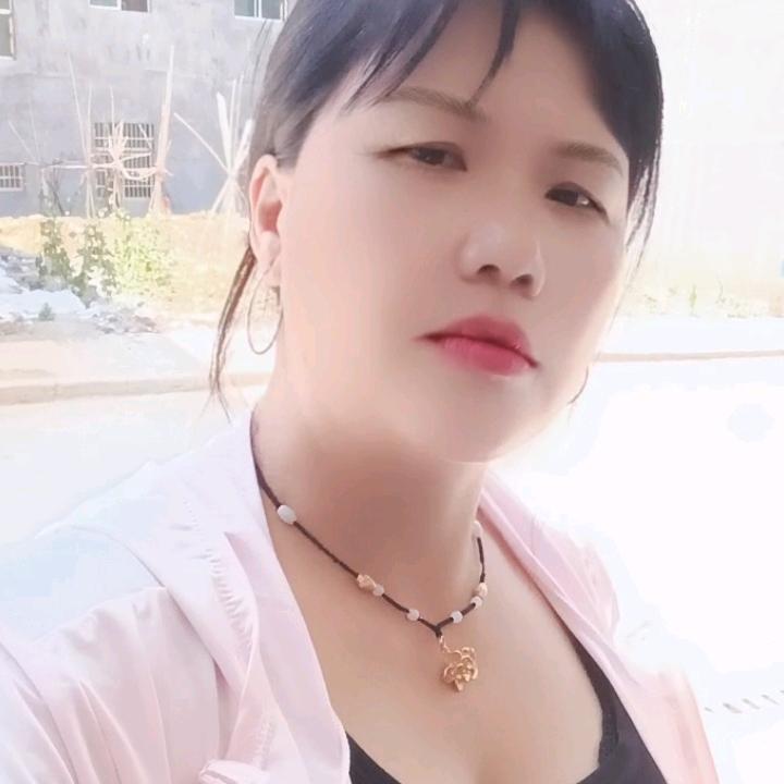一个人 也要开心《 聊天主播》