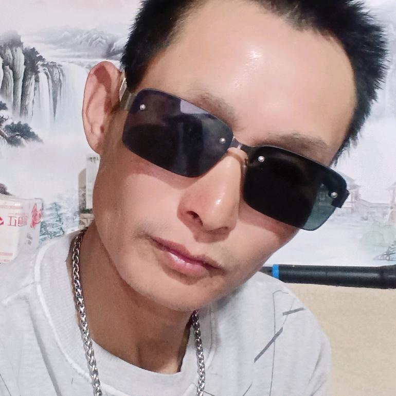 野狼，蛇，，张，，七七，四