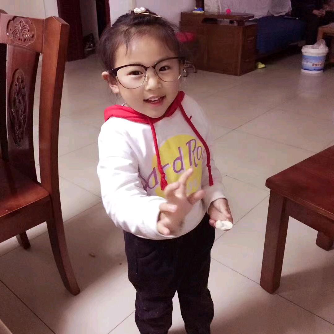 🍏🍠🌭🌭🍞🍟🍍🧀🧀🍑🍑🍕