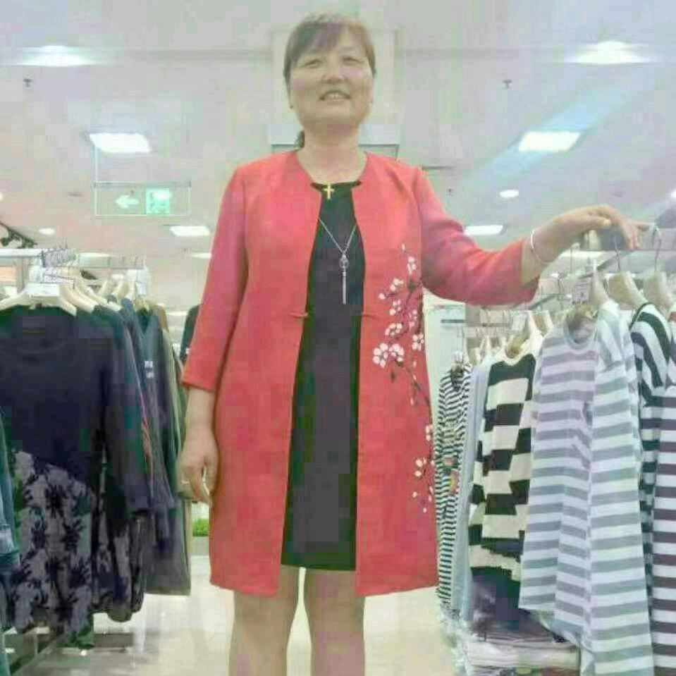 赵姐收剪长头发