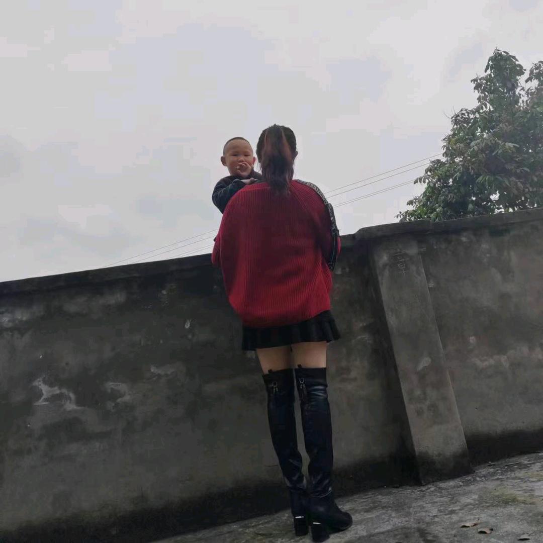 💚单身ྎིྎ᭄ྀ奶奶💕