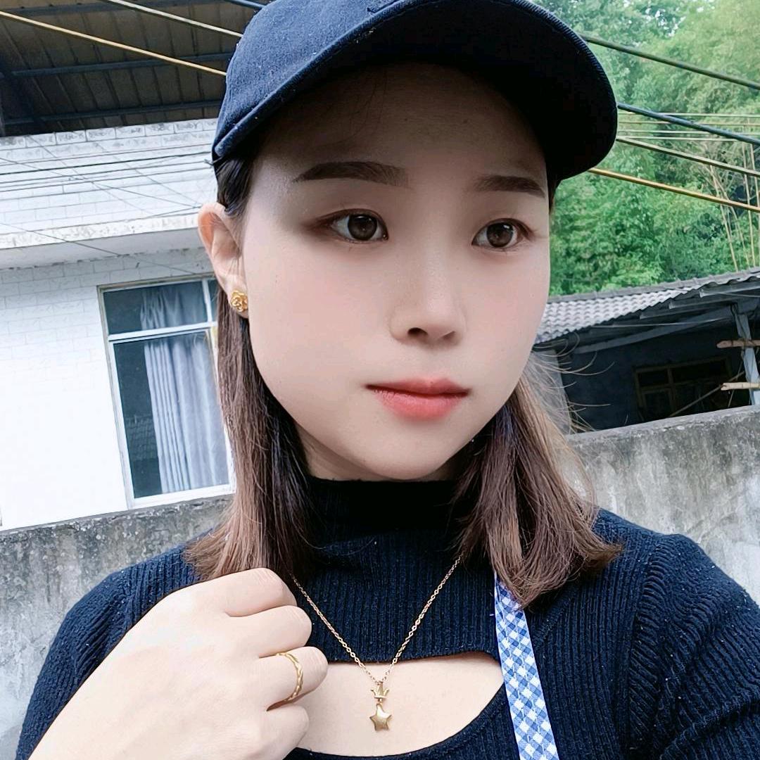 依依♥(｡￫v￩｡)♥