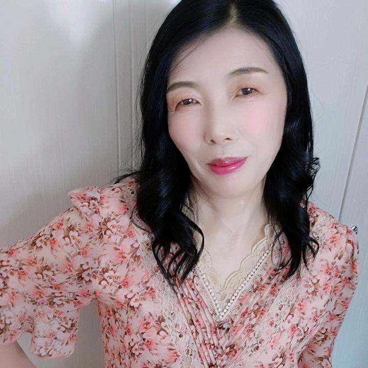 英姐爱唱歌🎤