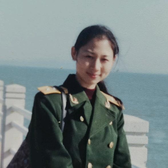 🇨🇳军中小燕子🇨🇳