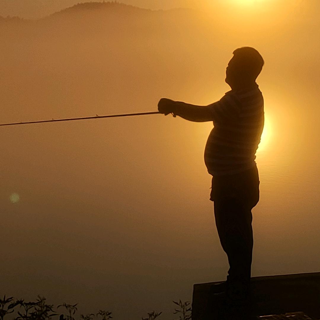 没时间钓鱼的钓鱼人