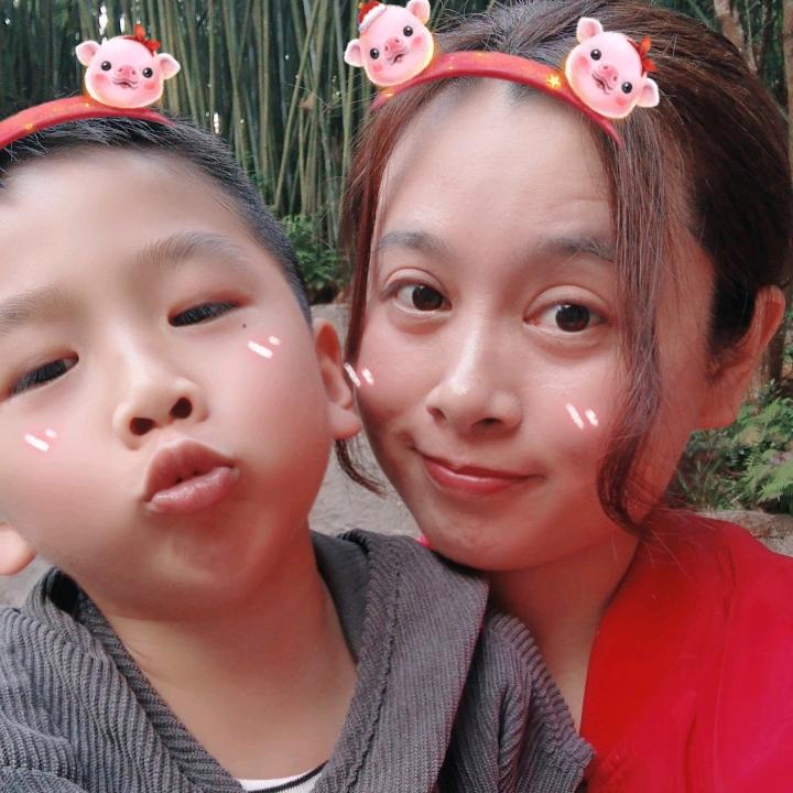 文小姐