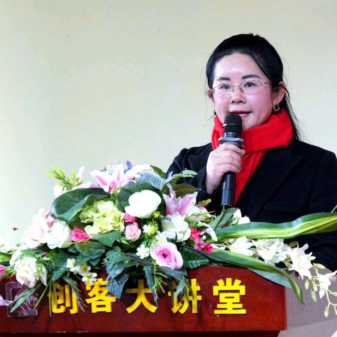 双峰创客培训与服务