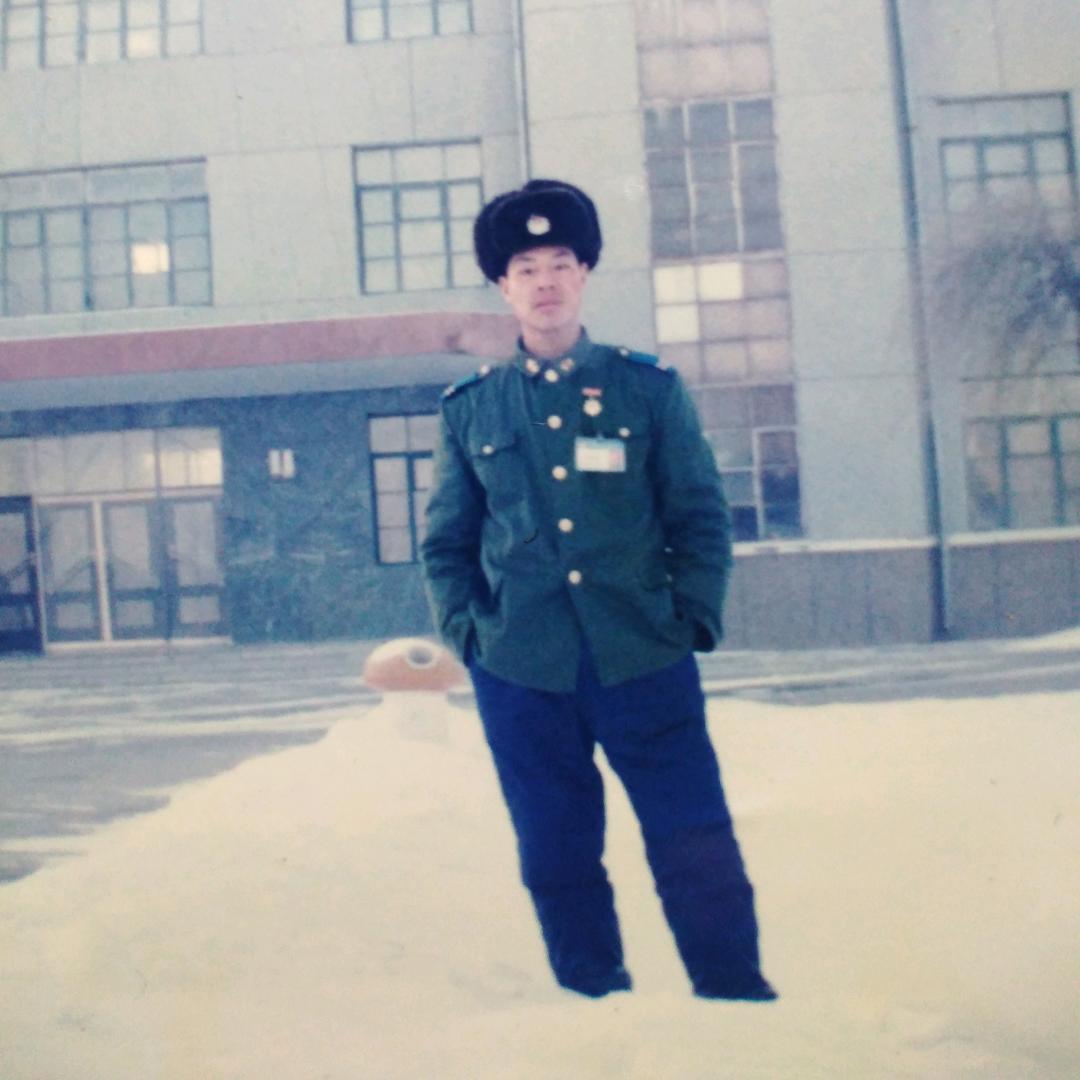 桥墩江哥
