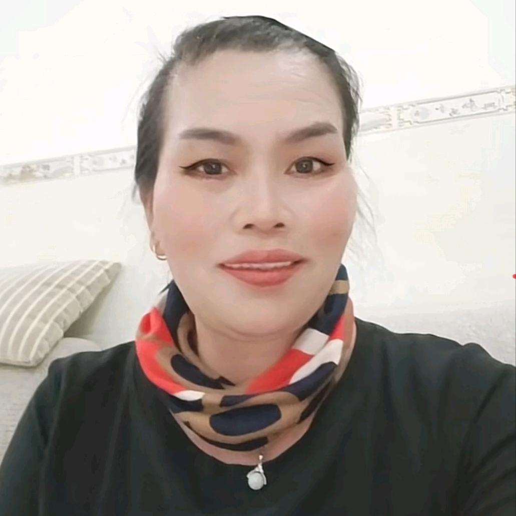 倒板工程、覃姐
