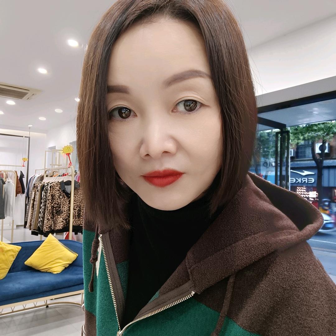 咸宁《丹红》媛菲雅服装店