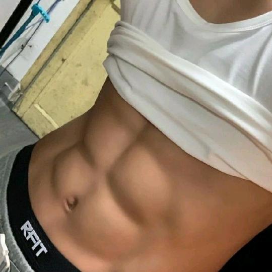 李哥