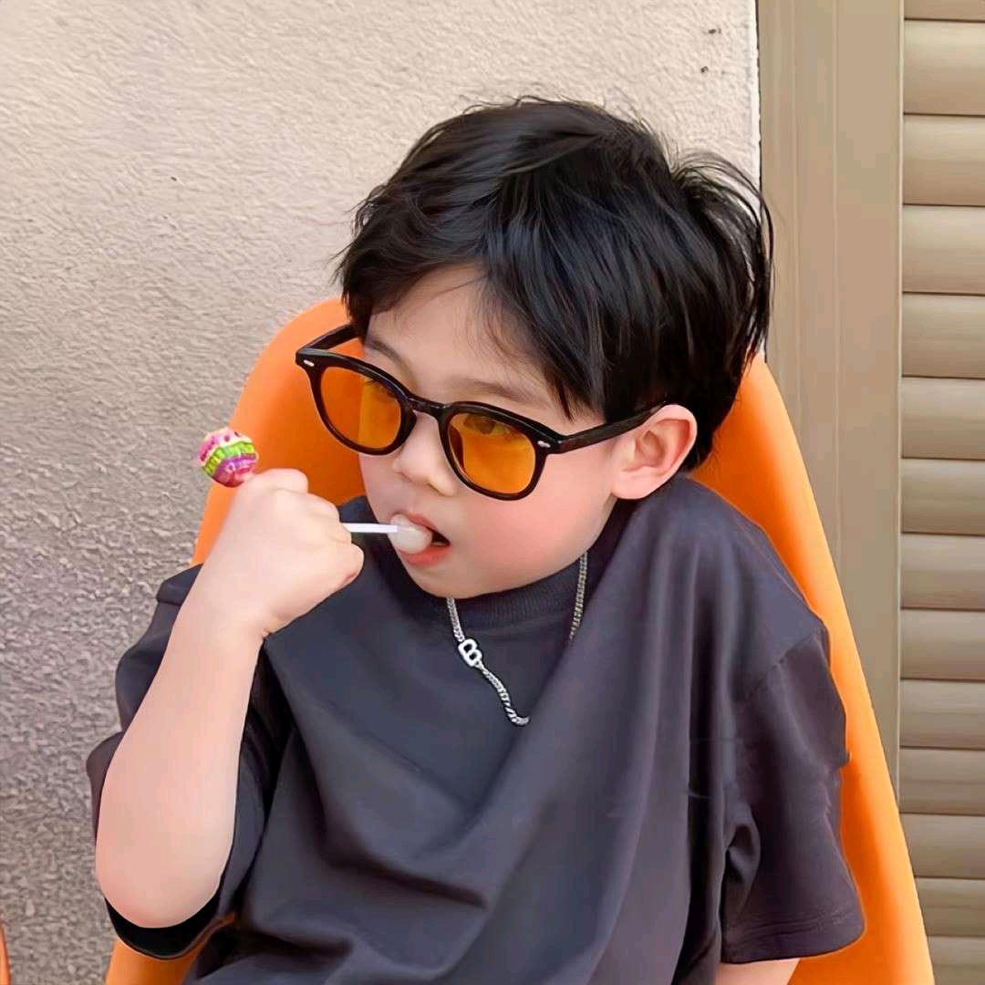 仞出