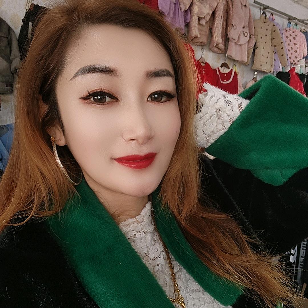 新泰依依服饰👗💃