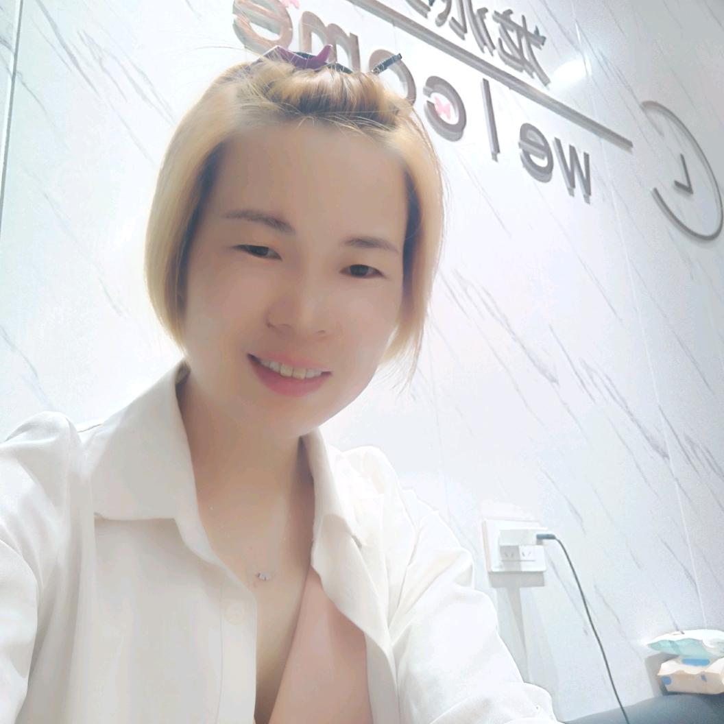 茶店网红店美发，烫染，保健师