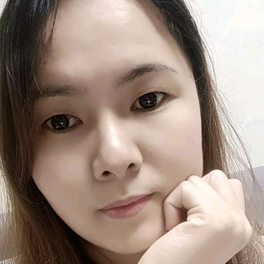 村里的小芳☺️☺️