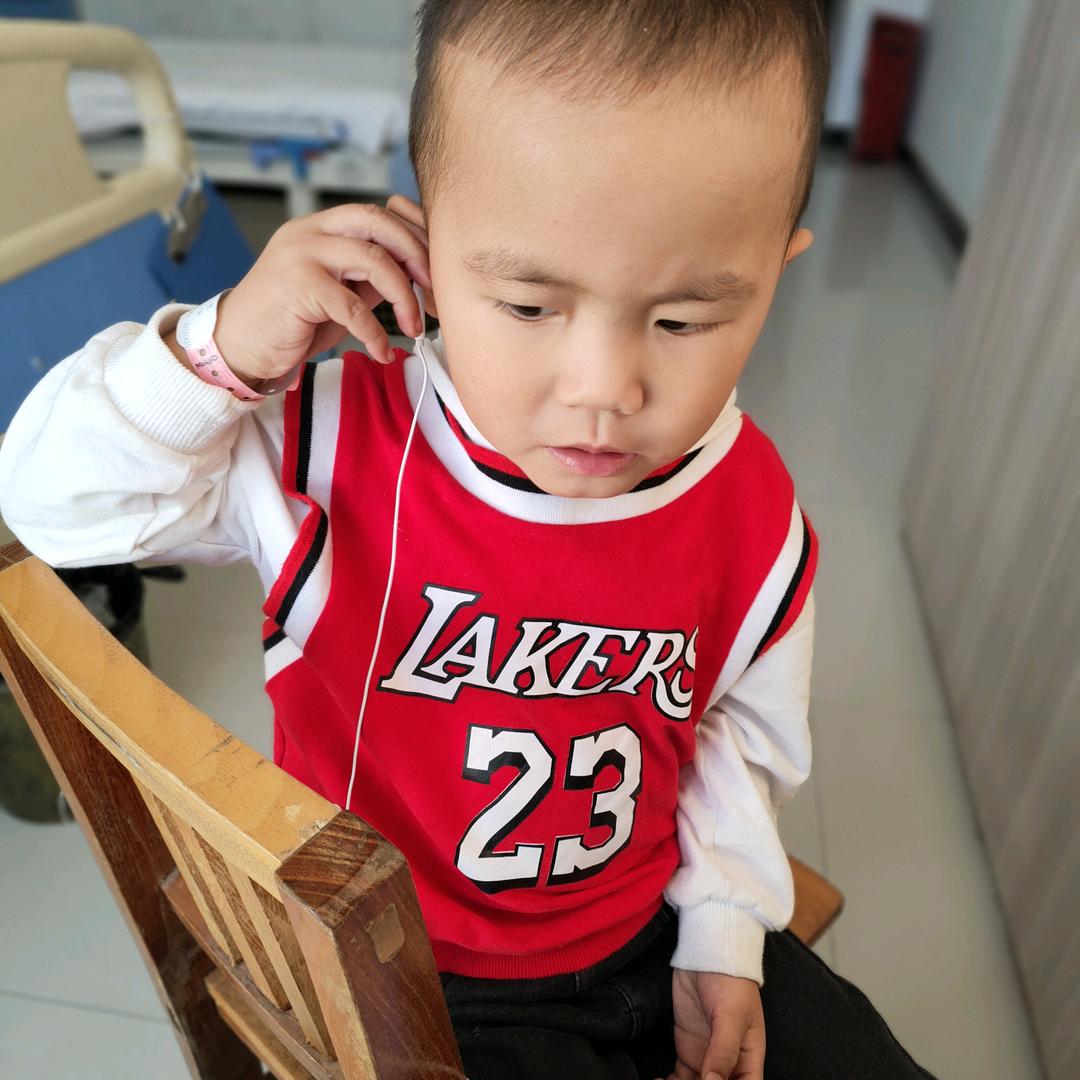 骑着蜗牛闯红灯