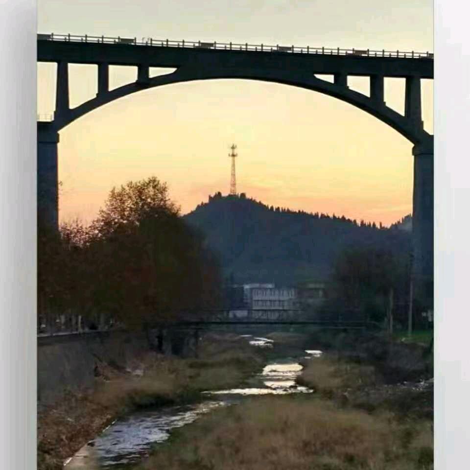 致逝去的青春