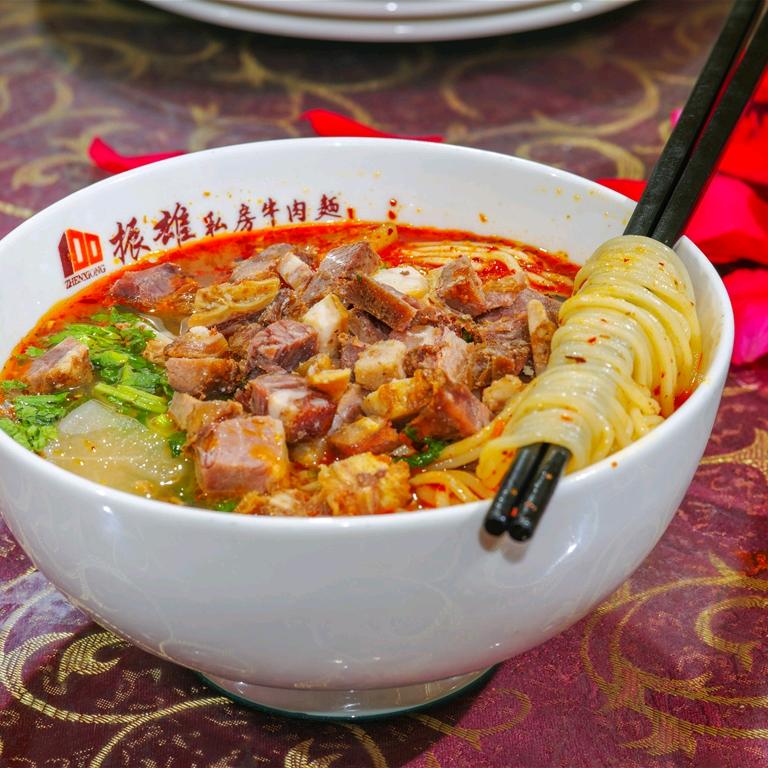 赤峰振雄私房牛肉面官方号