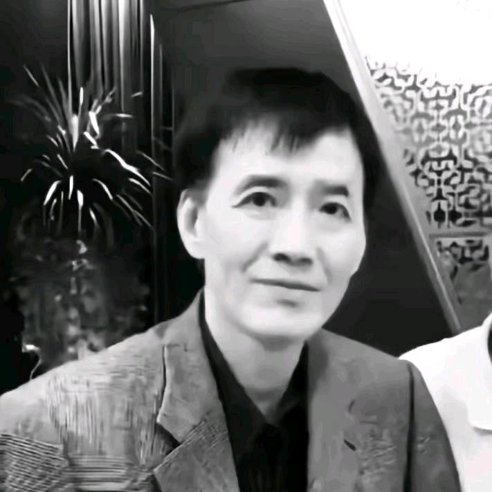 男 人