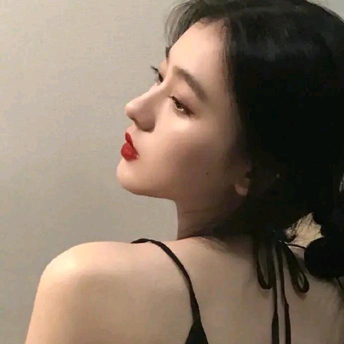 缅甸华侨姑娘 专为女性 打造S形身材